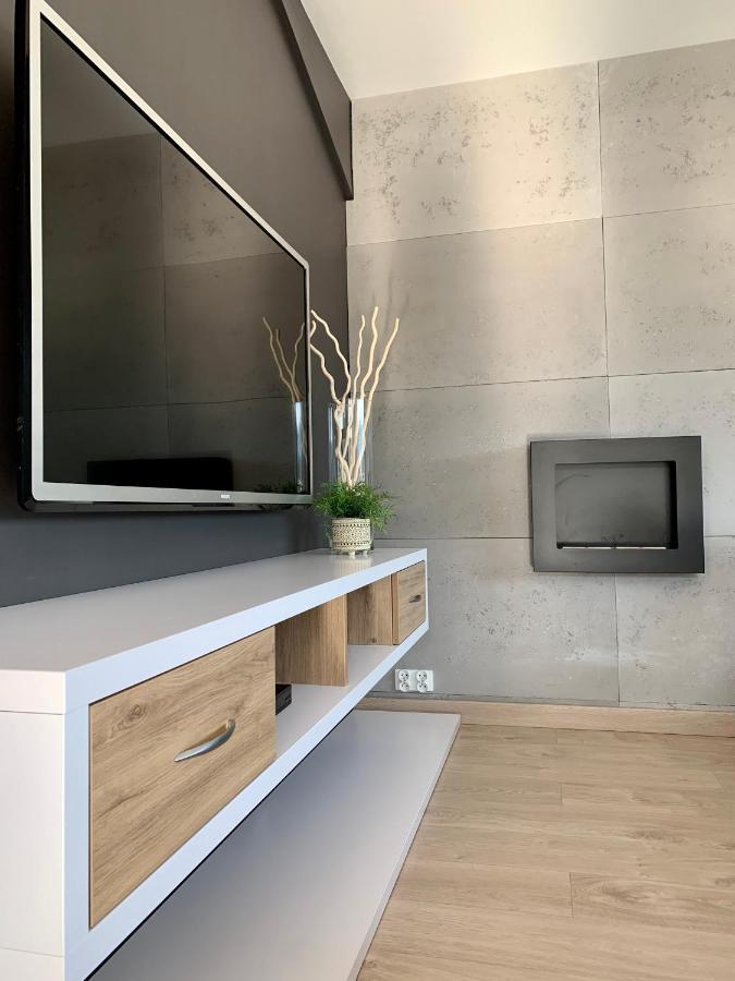 Apartament Penthouse Z Widokiem Na Sniezke I Prywatnym Parkingiem - By Spaceapart Jelení Hora Exteriér fotografie