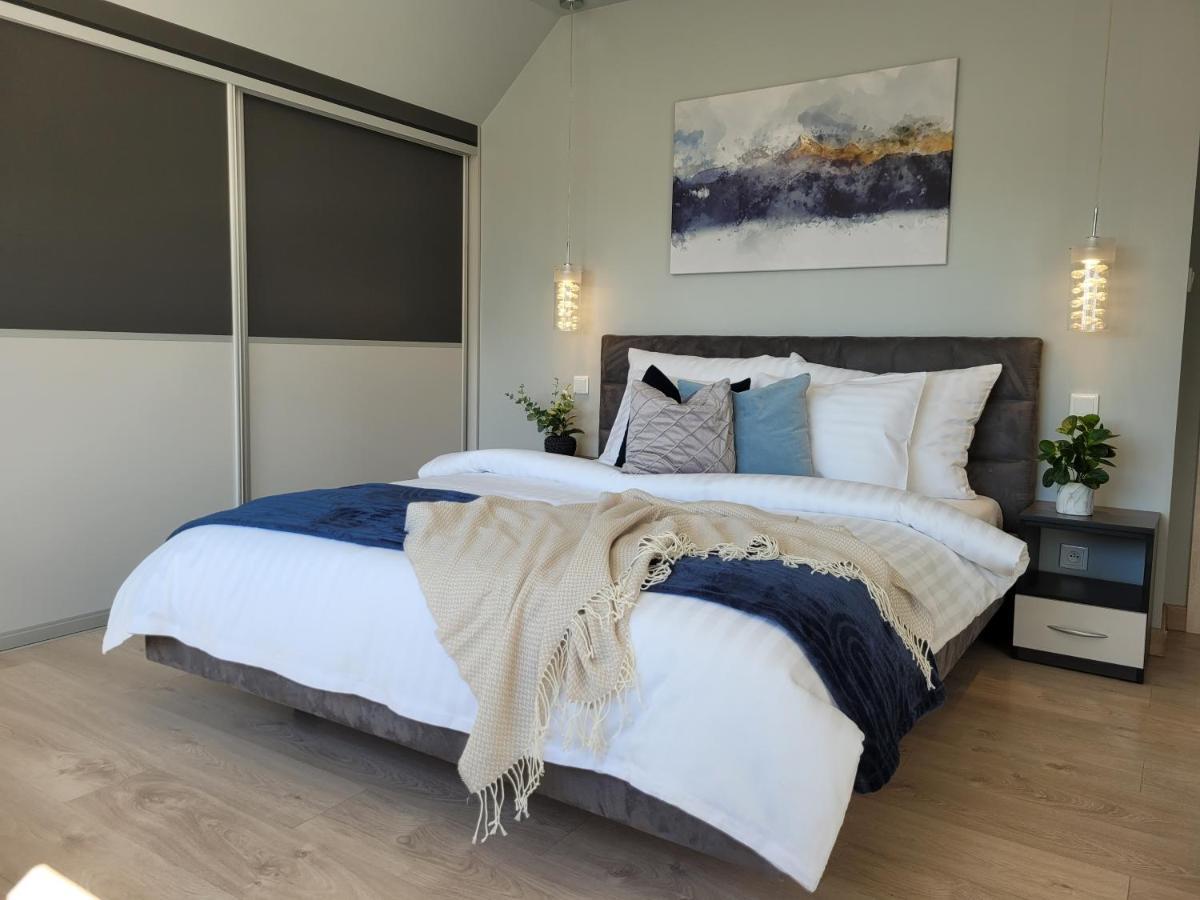 Apartament Penthouse Z Widokiem Na Sniezke I Prywatnym Parkingiem - By Spaceapart Jelení Hora Exteriér fotografie