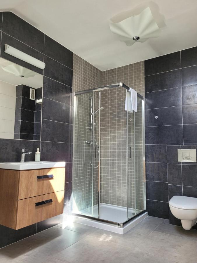Apartament Penthouse Z Widokiem Na Sniezke I Prywatnym Parkingiem - By Spaceapart Jelení Hora Exteriér fotografie